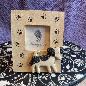 Puppy frame. BUY 2 OR MORE $10 OR LESS GET 3rd LESSER FREE!